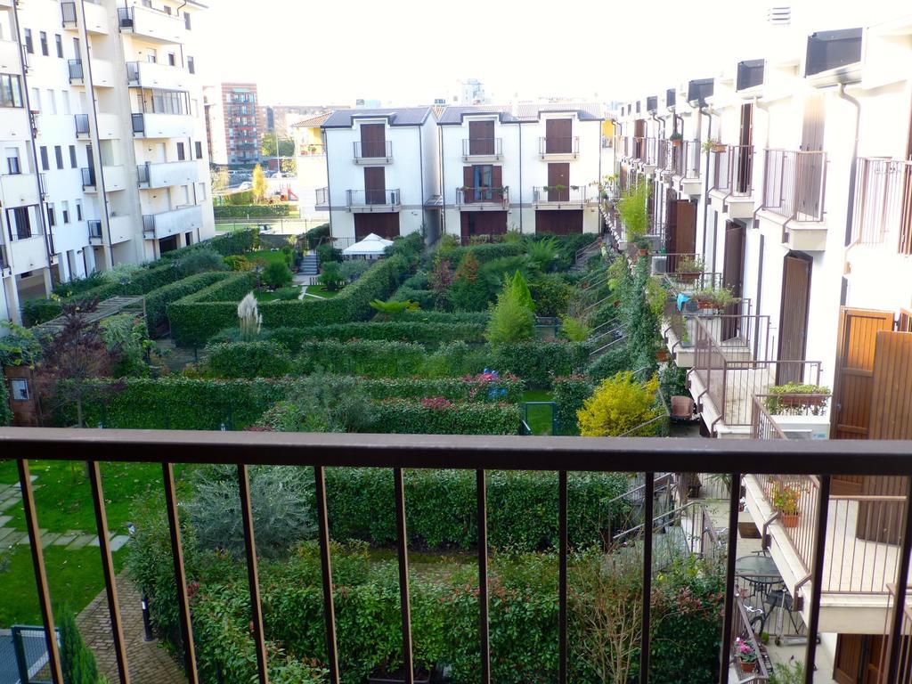 Rutilia22 * Mailand